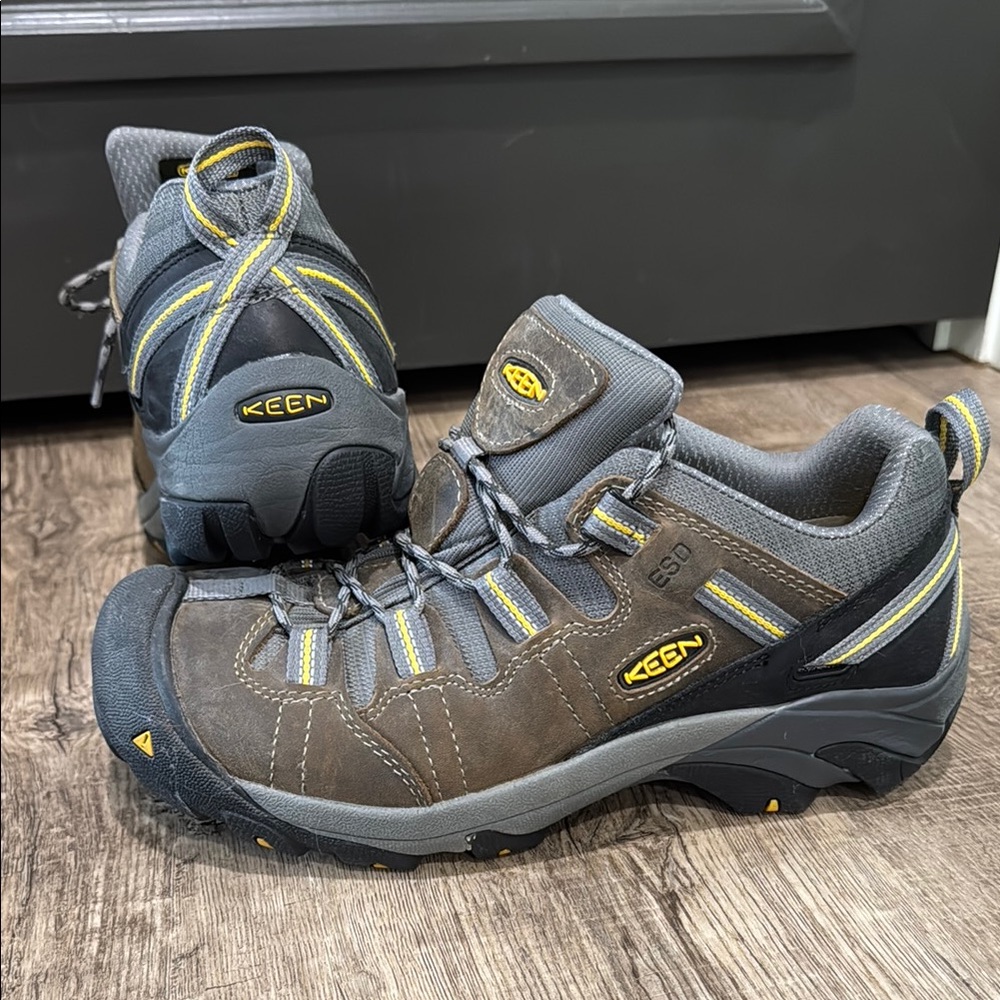 Keen Utility Men’s Low ESD Waterproof Soft Toe Hiker Work Shoe